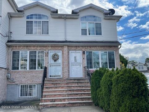 Photo of 73 Margo Loop, Staten Island, NY 10301 (MLS # 2405346)