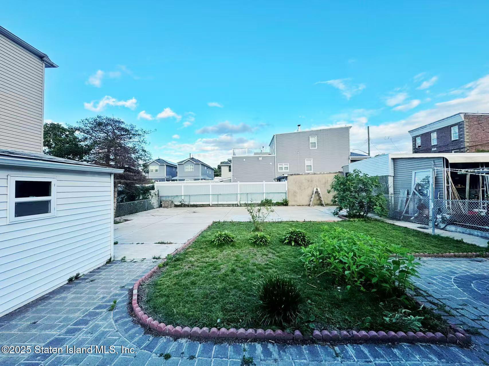 80 Bell Street, Staten Island, New York image 16