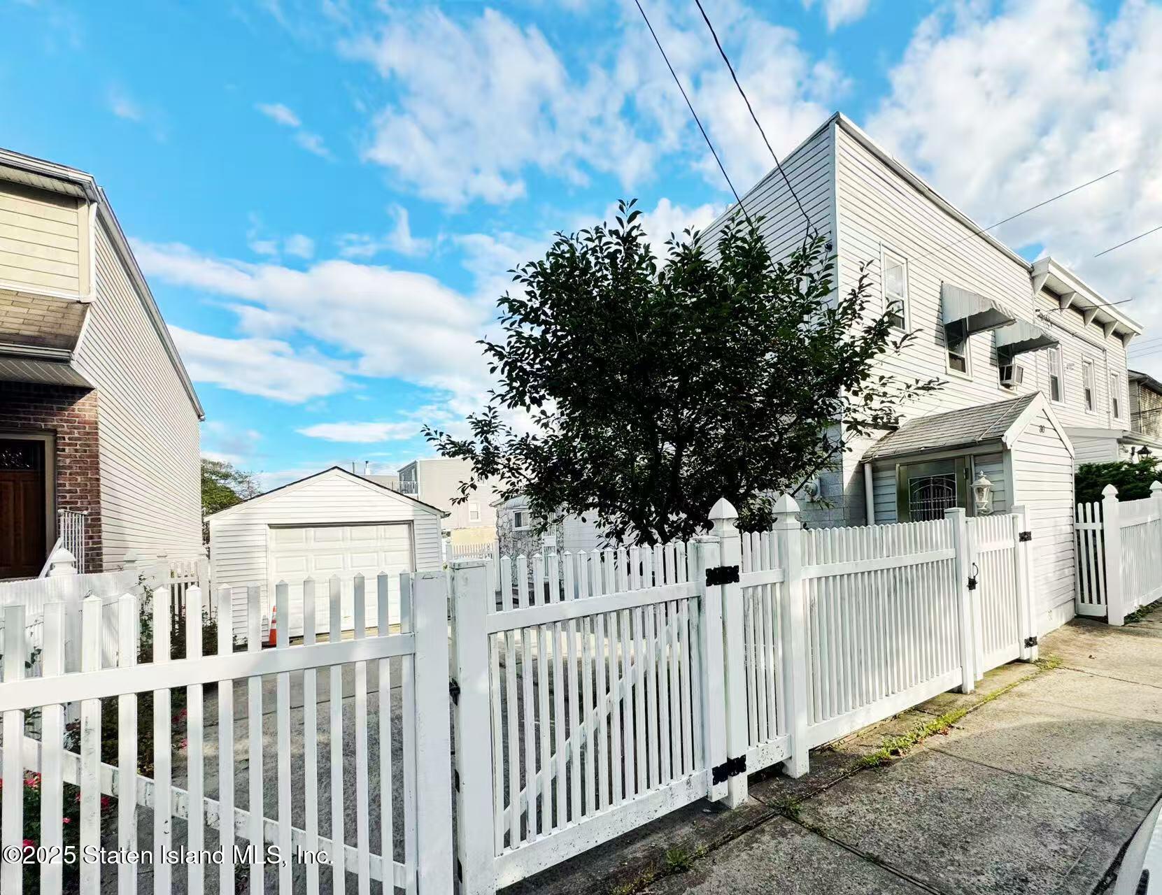 80 Bell Street, Staten Island, New York image 19