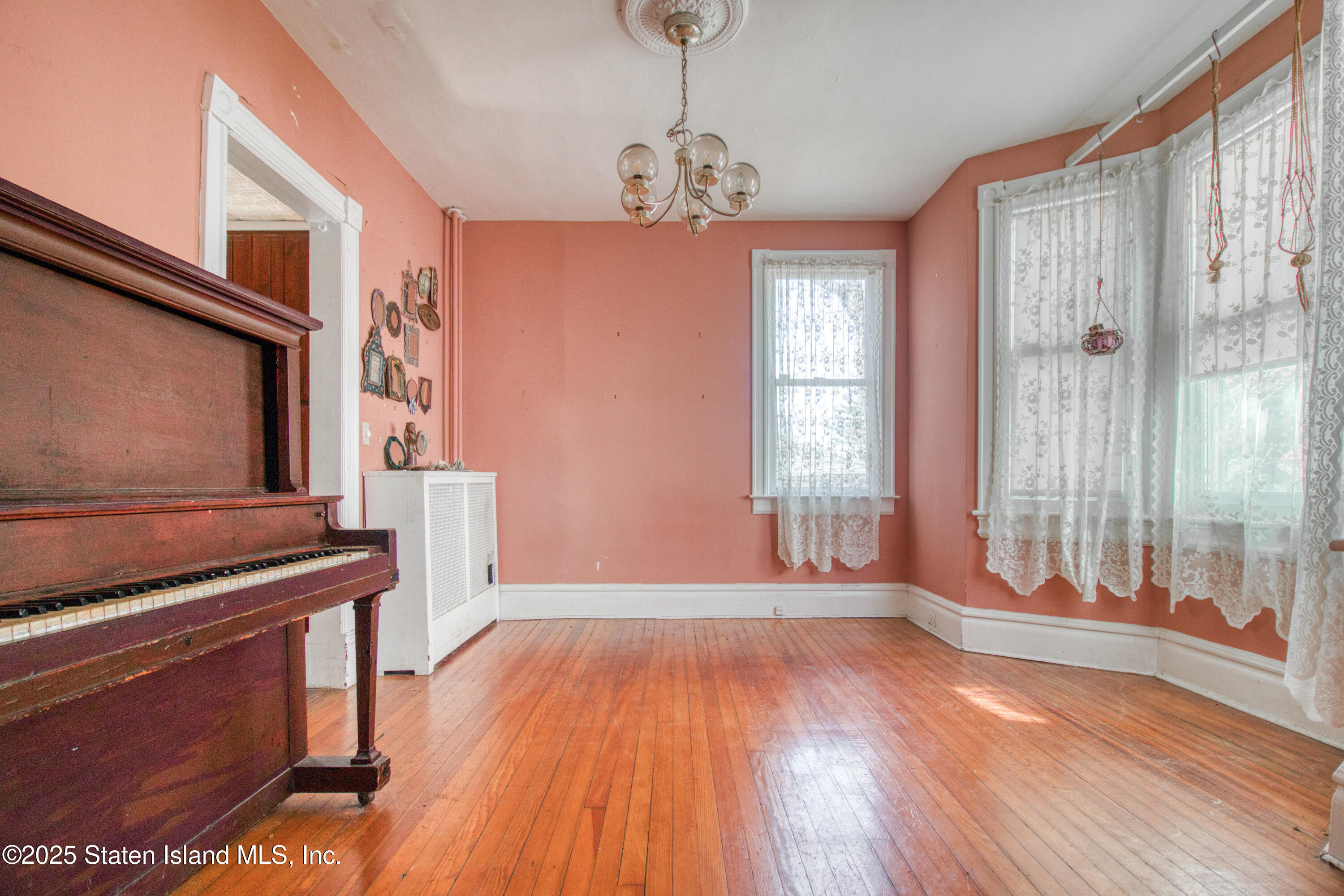 46 Duncan Road, Staten Island, New York image 7