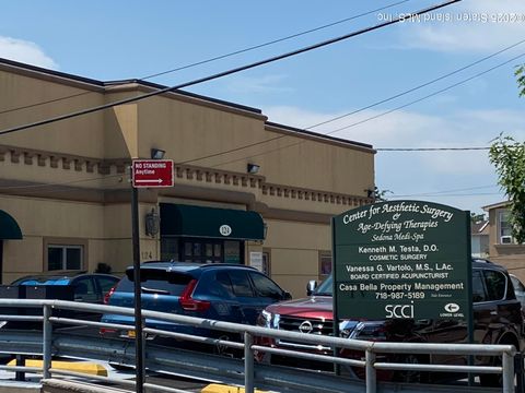 Photo of 124 Mcclean Avenue, Staten Island, NY 10305 (MLS # 2502074)