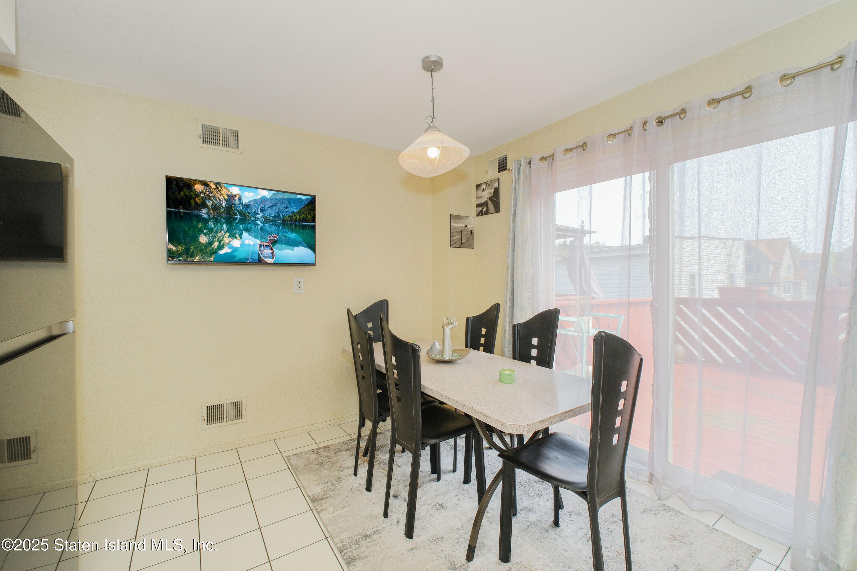 23 Peggy Lane, Staten Island, New York image 15