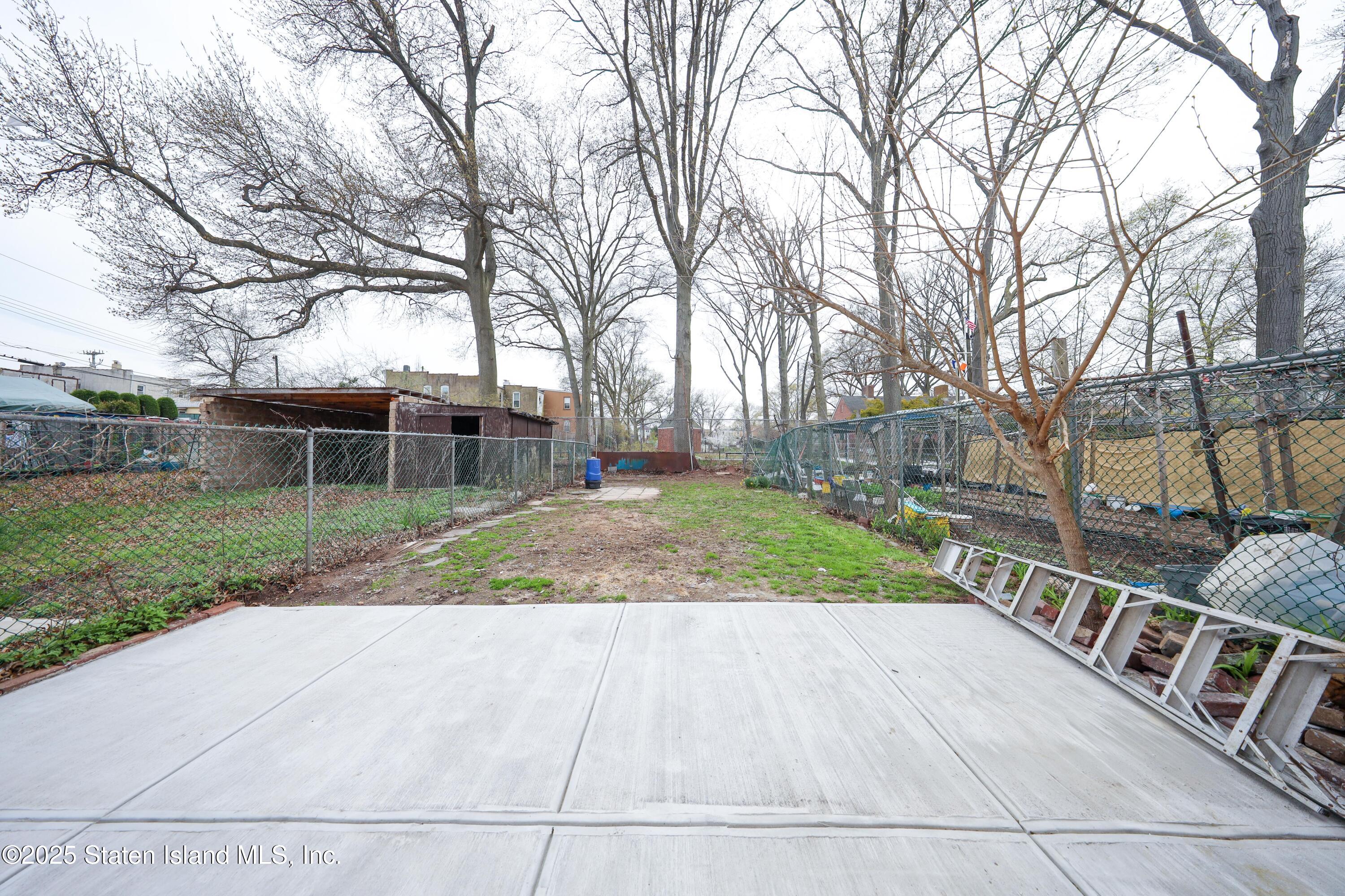 442 Tompkins Avenue, Staten Island, New York image 19