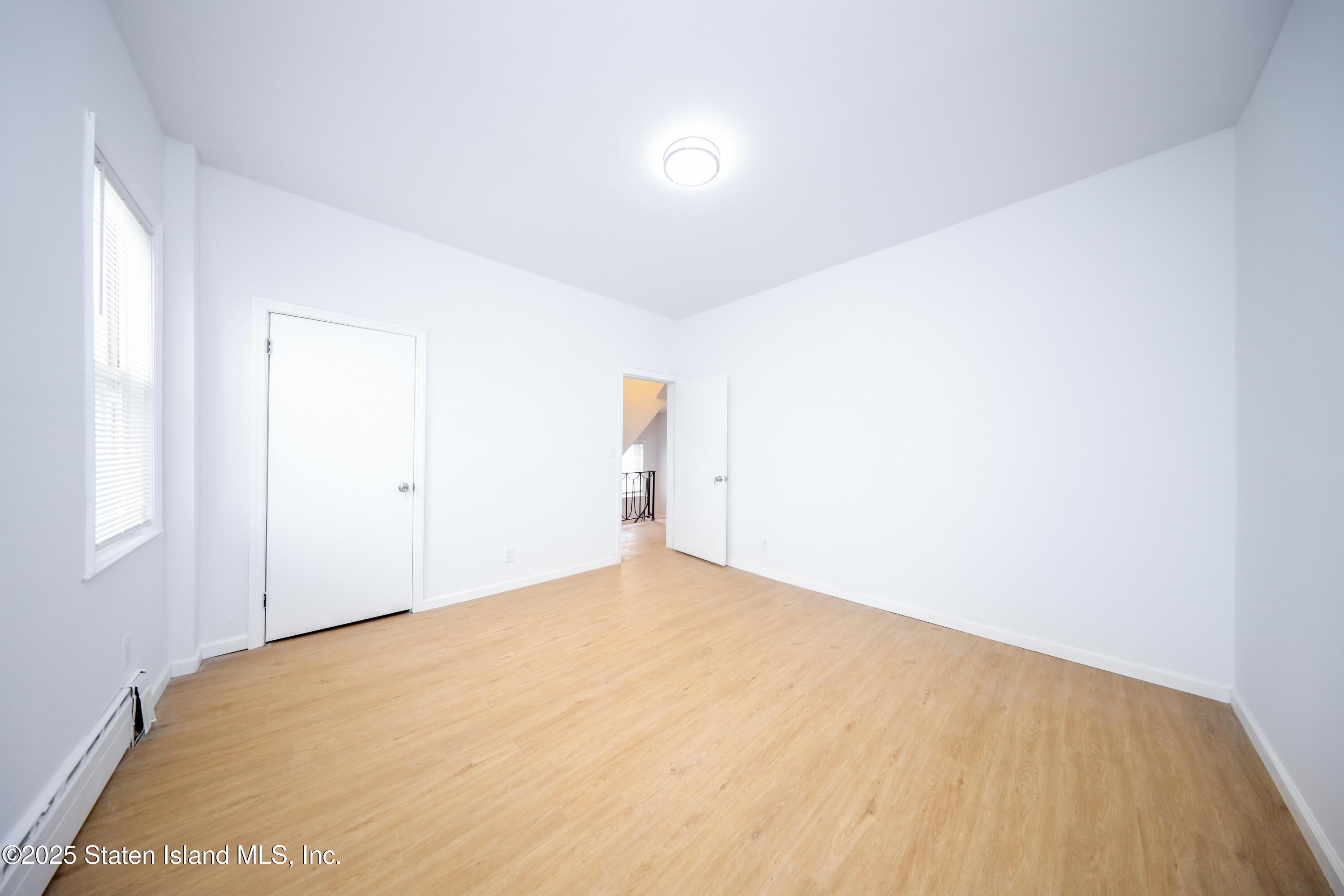 442 Tompkins Avenue, Staten Island, New York image 15