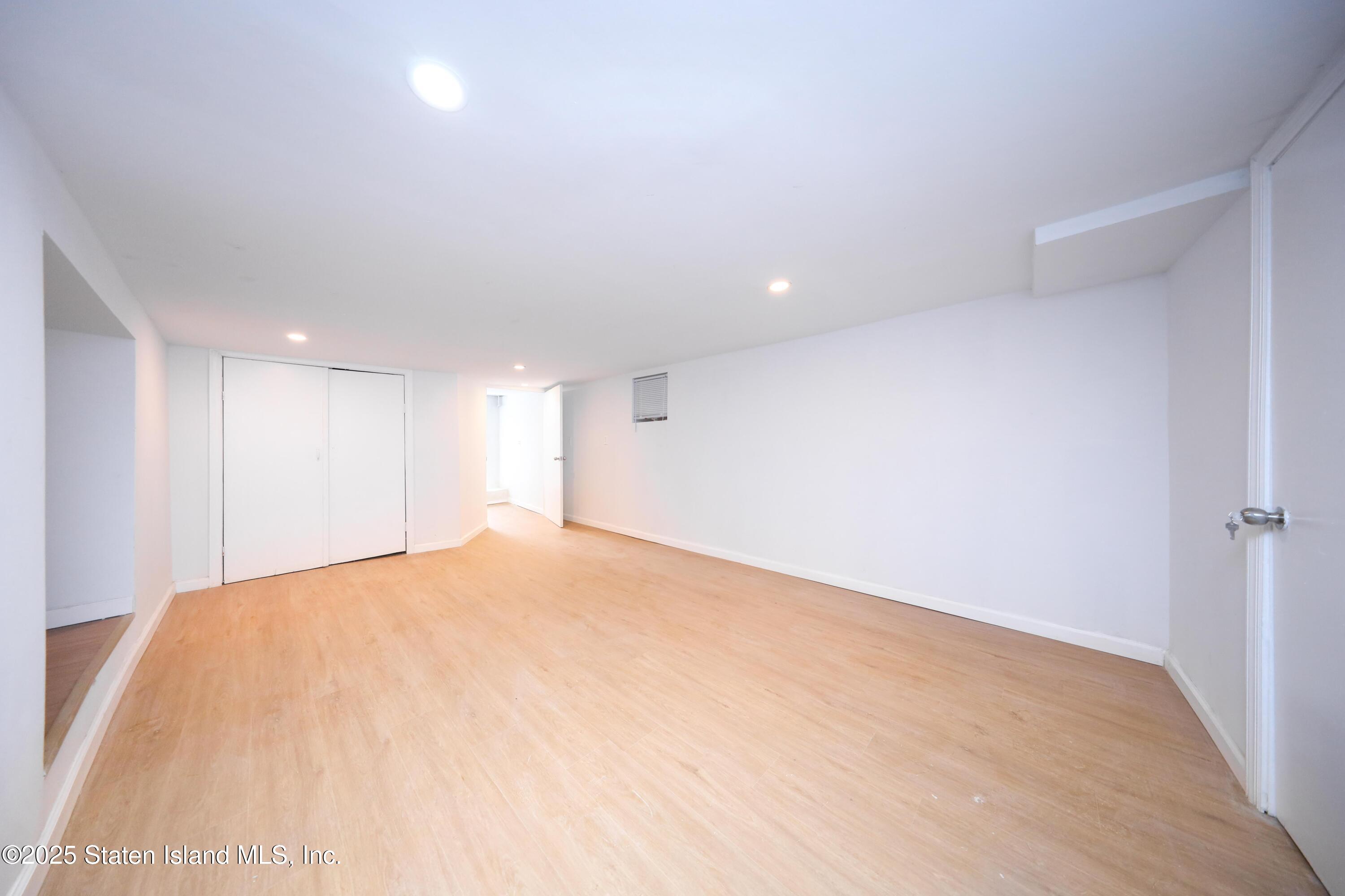 442 Tompkins Avenue, Staten Island, New York image 14