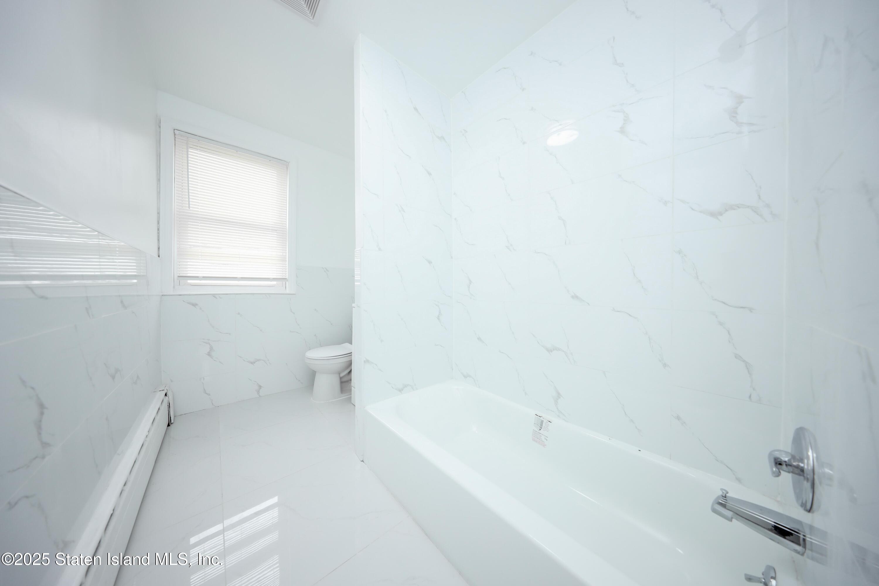 442 Tompkins Avenue, Staten Island, New York image 18