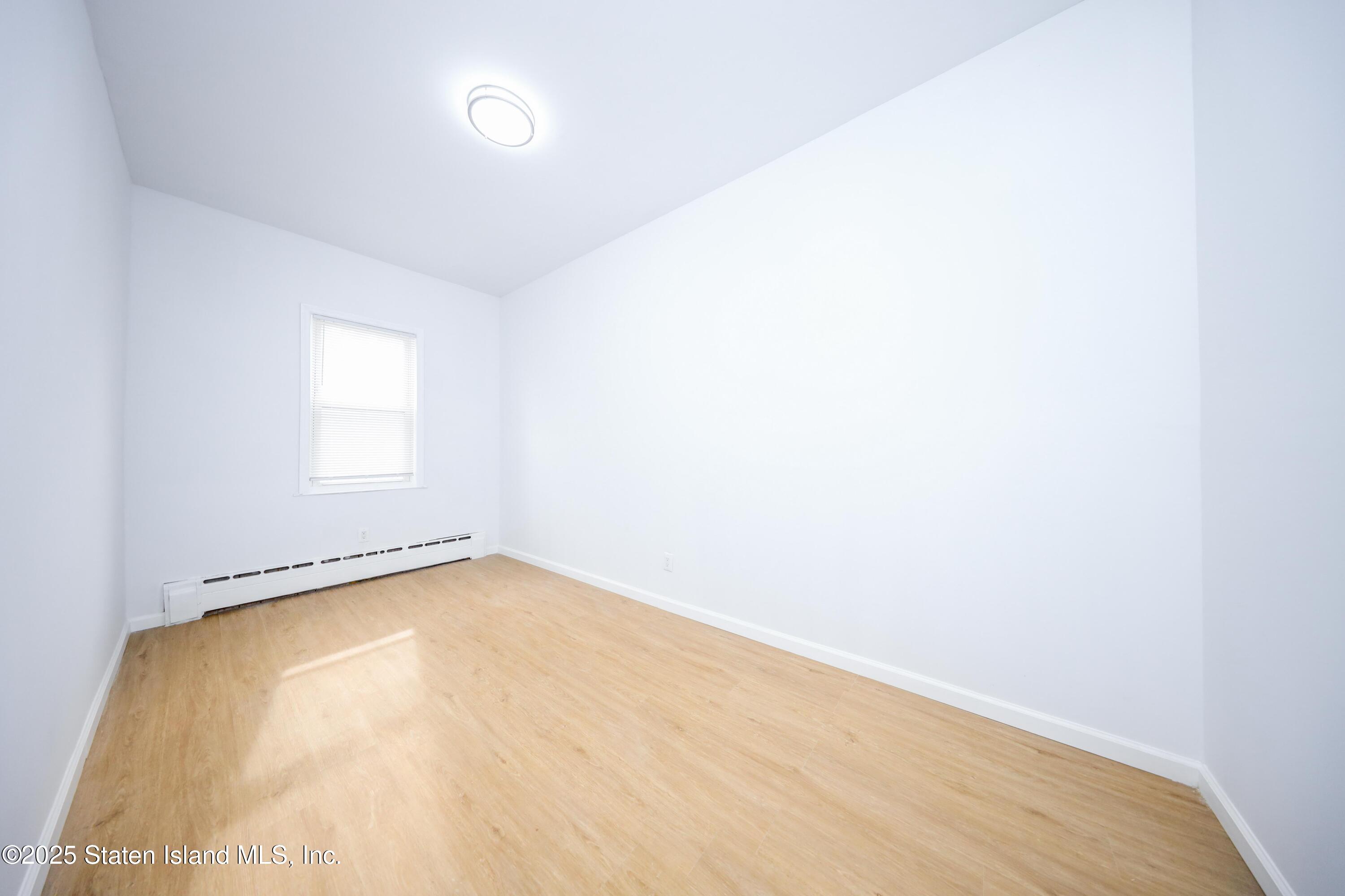 442 Tompkins Avenue, Staten Island, New York image 10