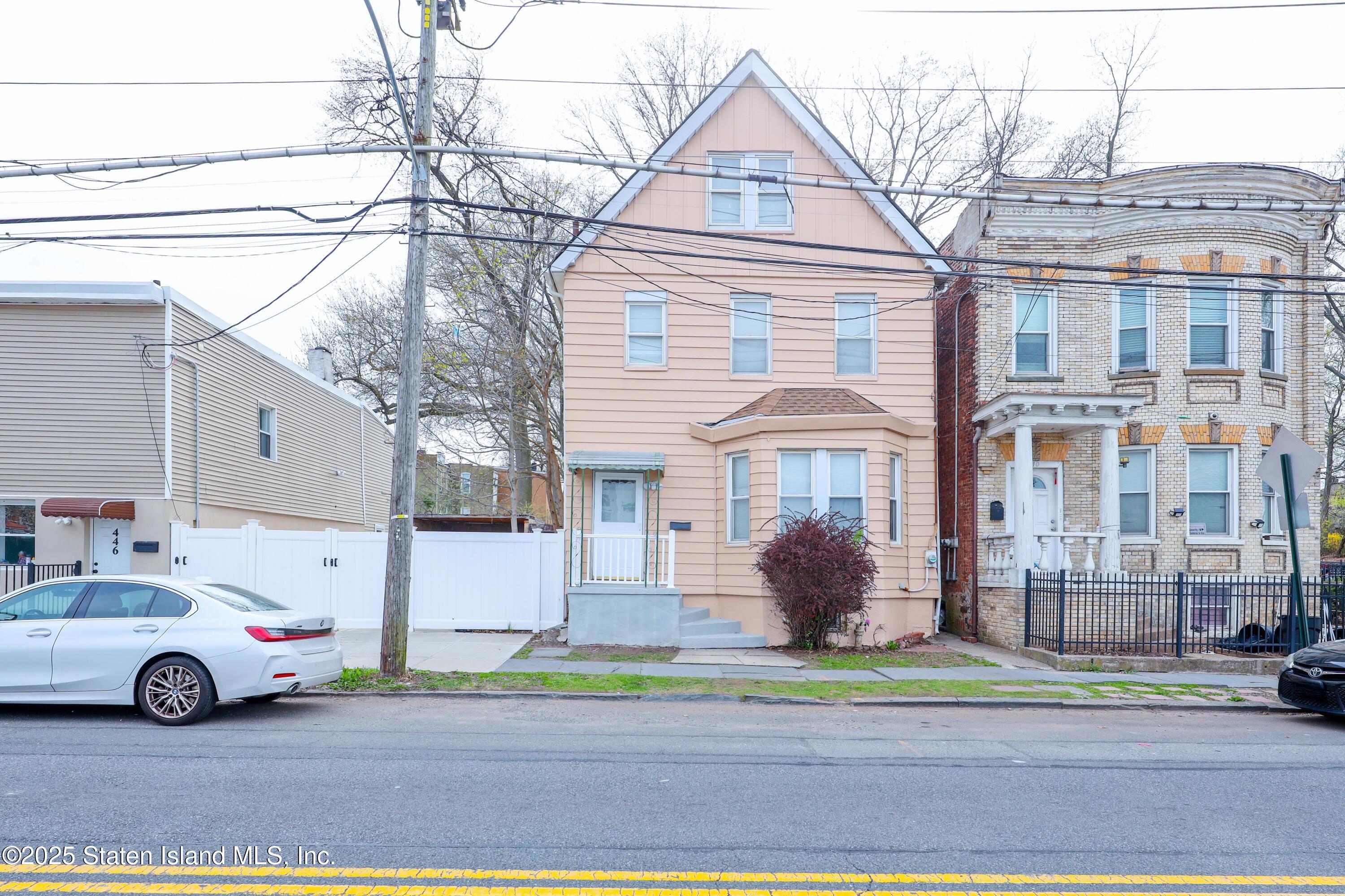 442 Tompkins Avenue, Staten Island, New York image 2