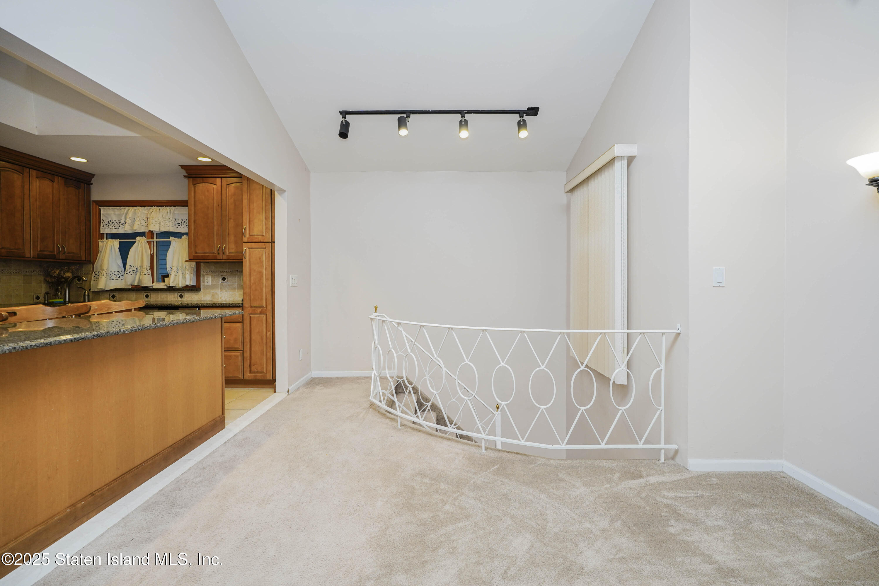 311 Wainwright Avenue, Staten Island, New York image 10