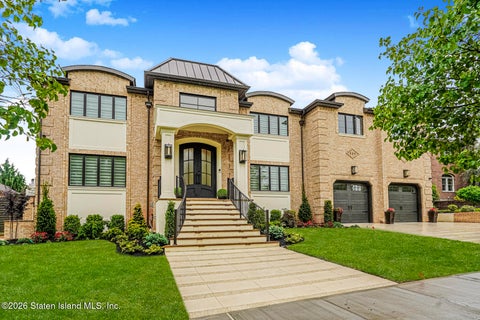 Multifamily For Sale - 707 Ionia Avenue<br/> Staten Island, NY 10312