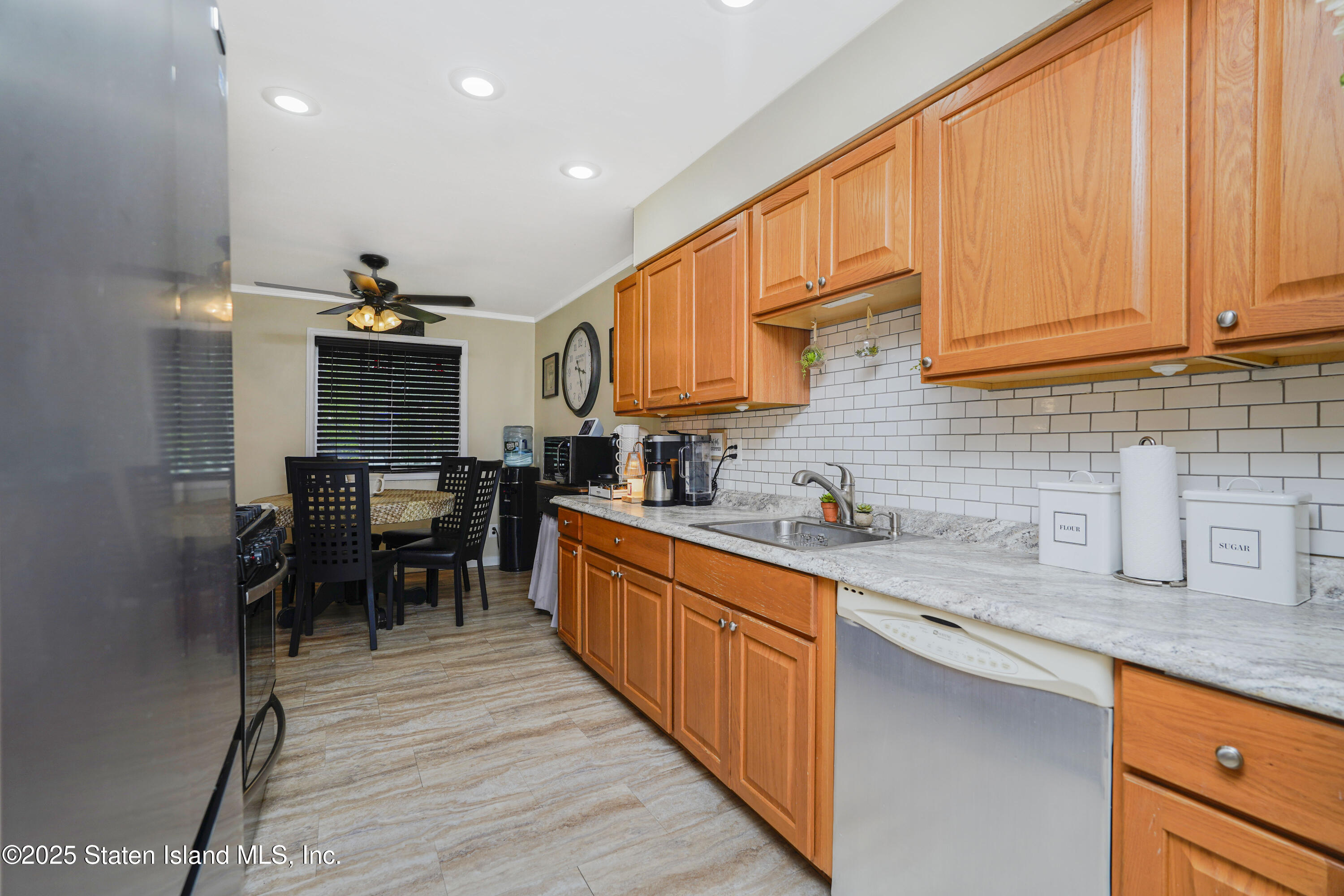 432-2 Caswell Avenue, Staten Island, New York image 9