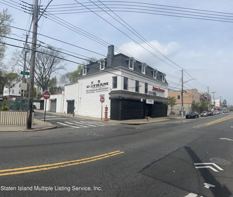 Photo of 440442 Bay Street, Staten Island, NY 10304 (MLS # 1161386)