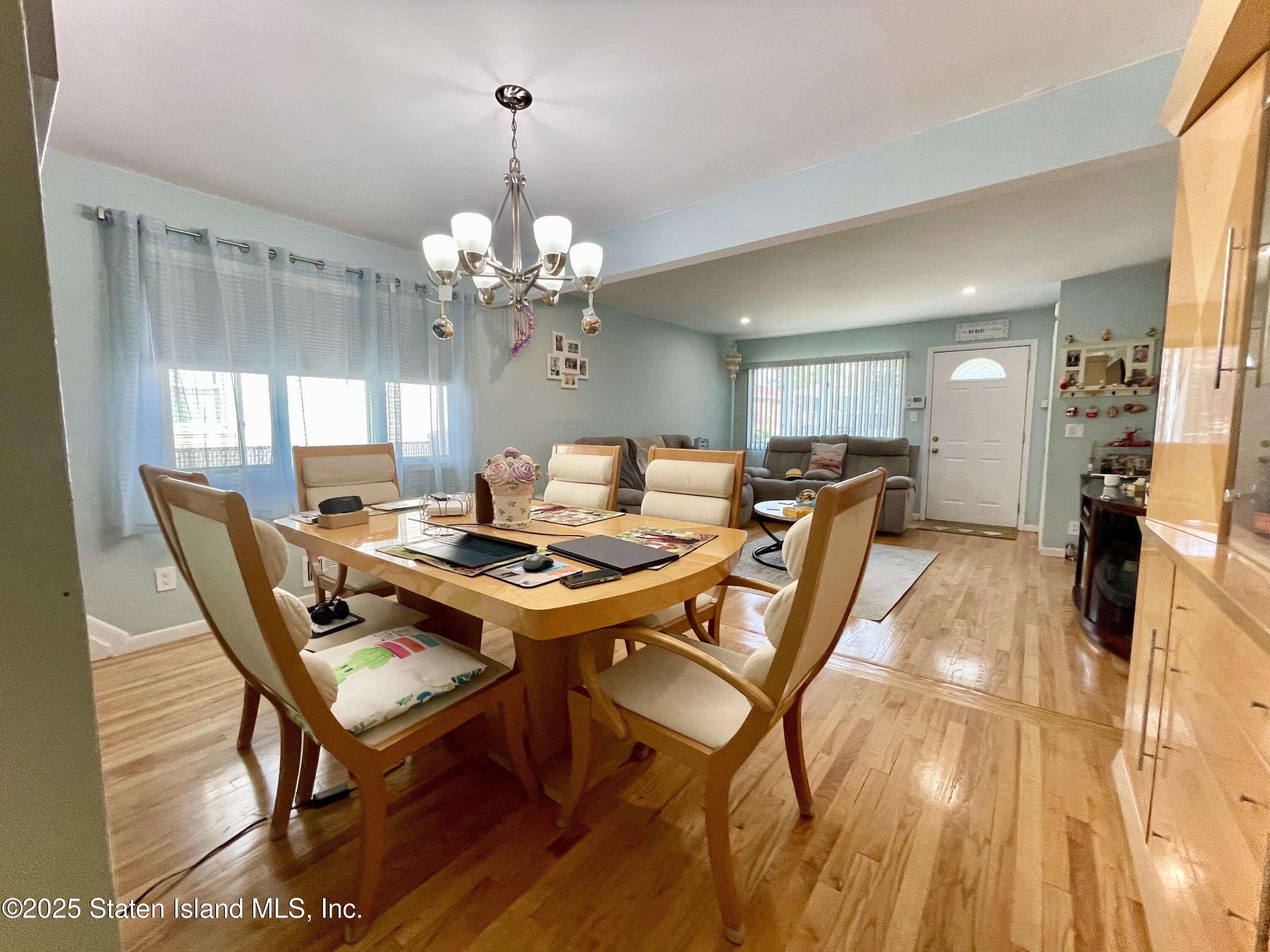 101 Delmore Street, Staten Island, New York image 8