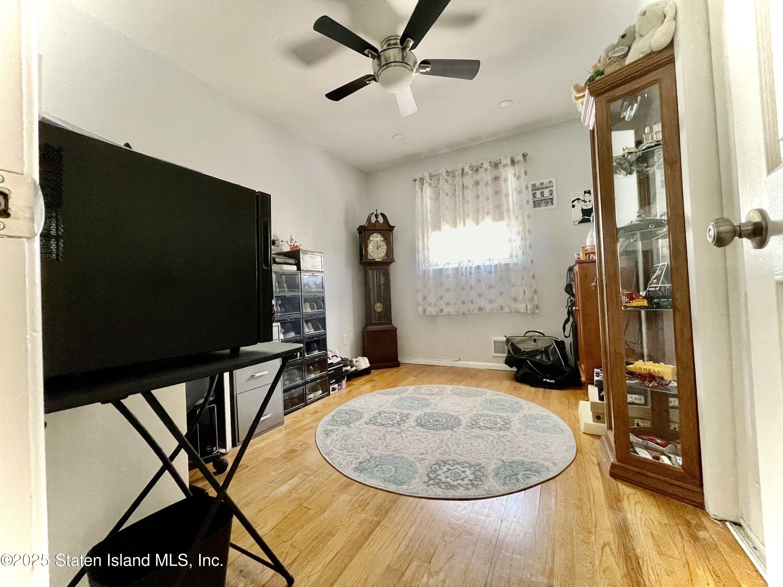 101 Delmore Street, Staten Island, New York image 18