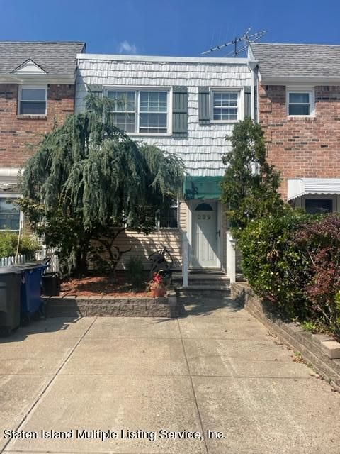 Photo of 289 Hillman Avenue, Staten Island, NY 10314 (MLS # 1164179)