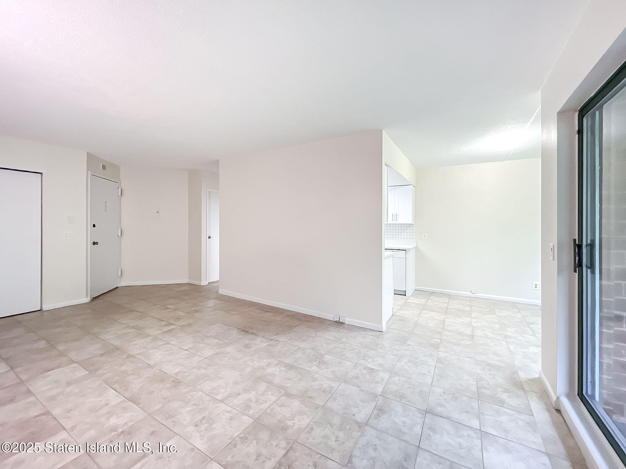 41 Wellington Court #3E, Staten Island, New York image 6