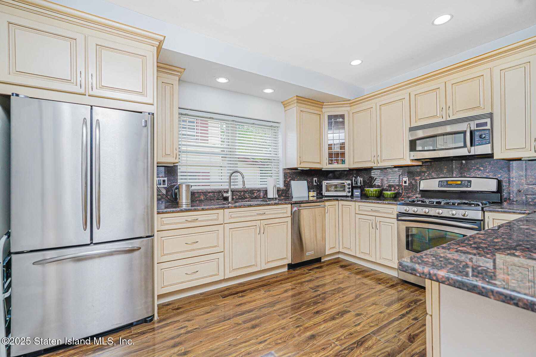 60 Androvette Street, Staten Island, New York image 11