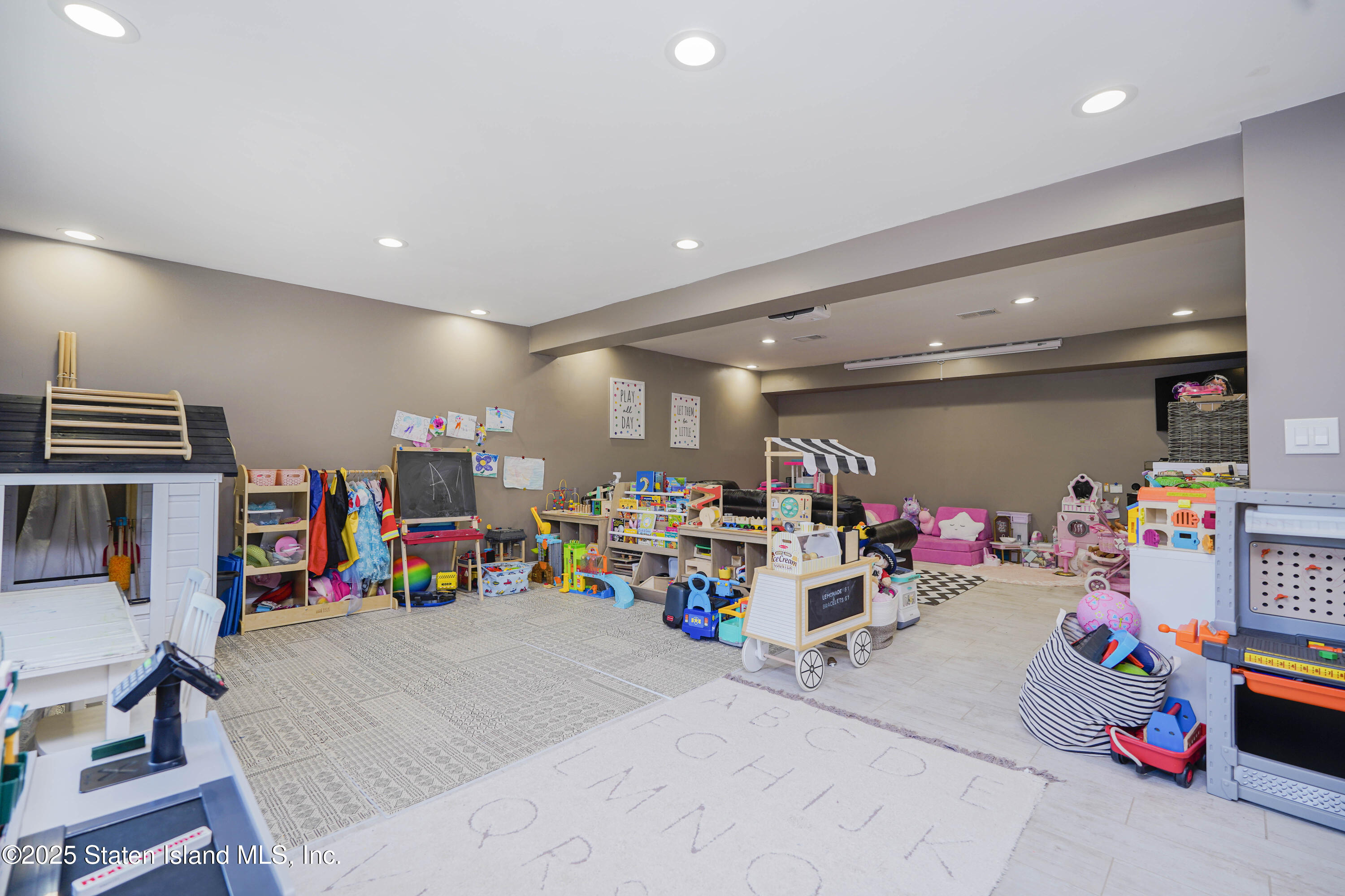 47 Ravenna Street, Staten Island, New York image 30