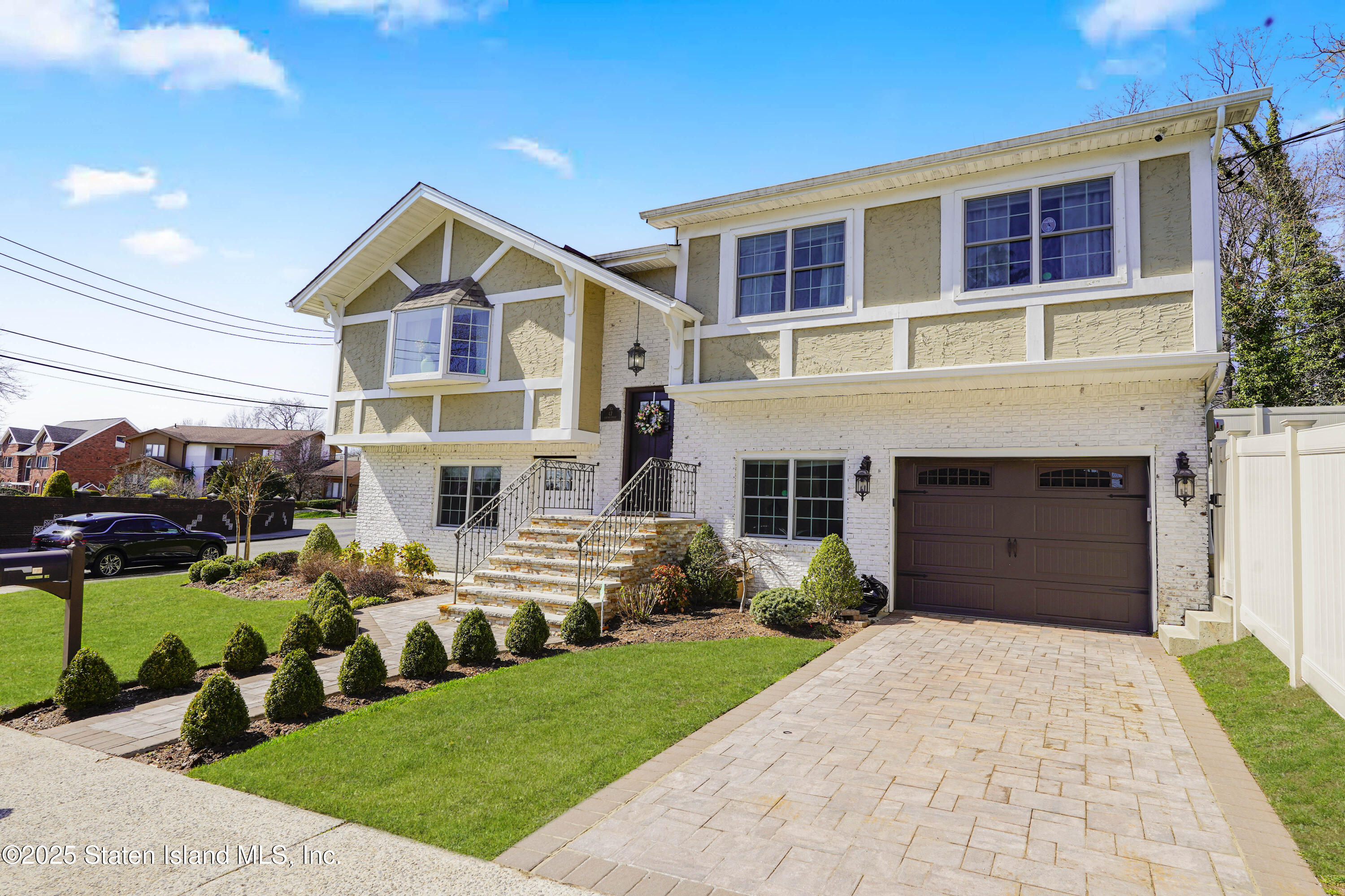 47 Ravenna Street, Staten Island, New York image 3