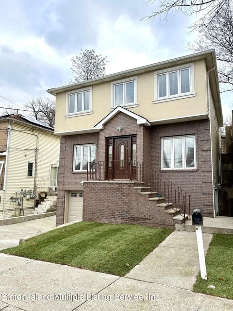 Photo of 38 Edgar Terrace, Staten Island, NY 10301 (MLS # 2404917)