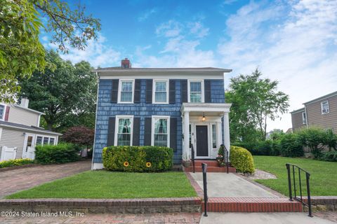 Photo of 153 Bentley Street, Staten Island, NY 10307 (MLS # 2403475)