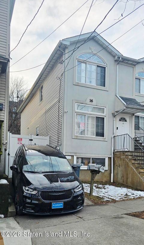 Photo of 16 Montgomery Avenue, Staten Island, NY 10301 (MLS # 2600543)