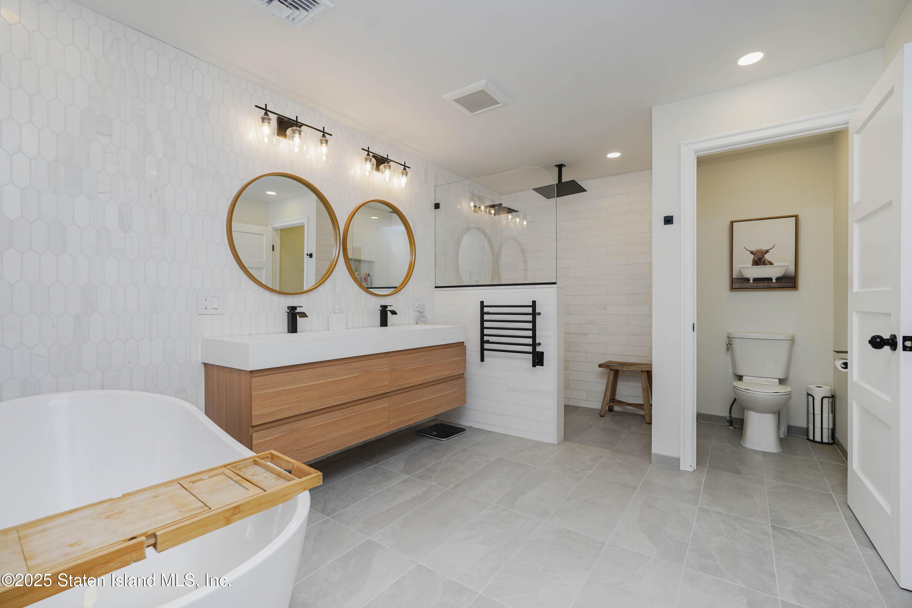 933 Edgegrove Avenue, Staten Island, New York image 34