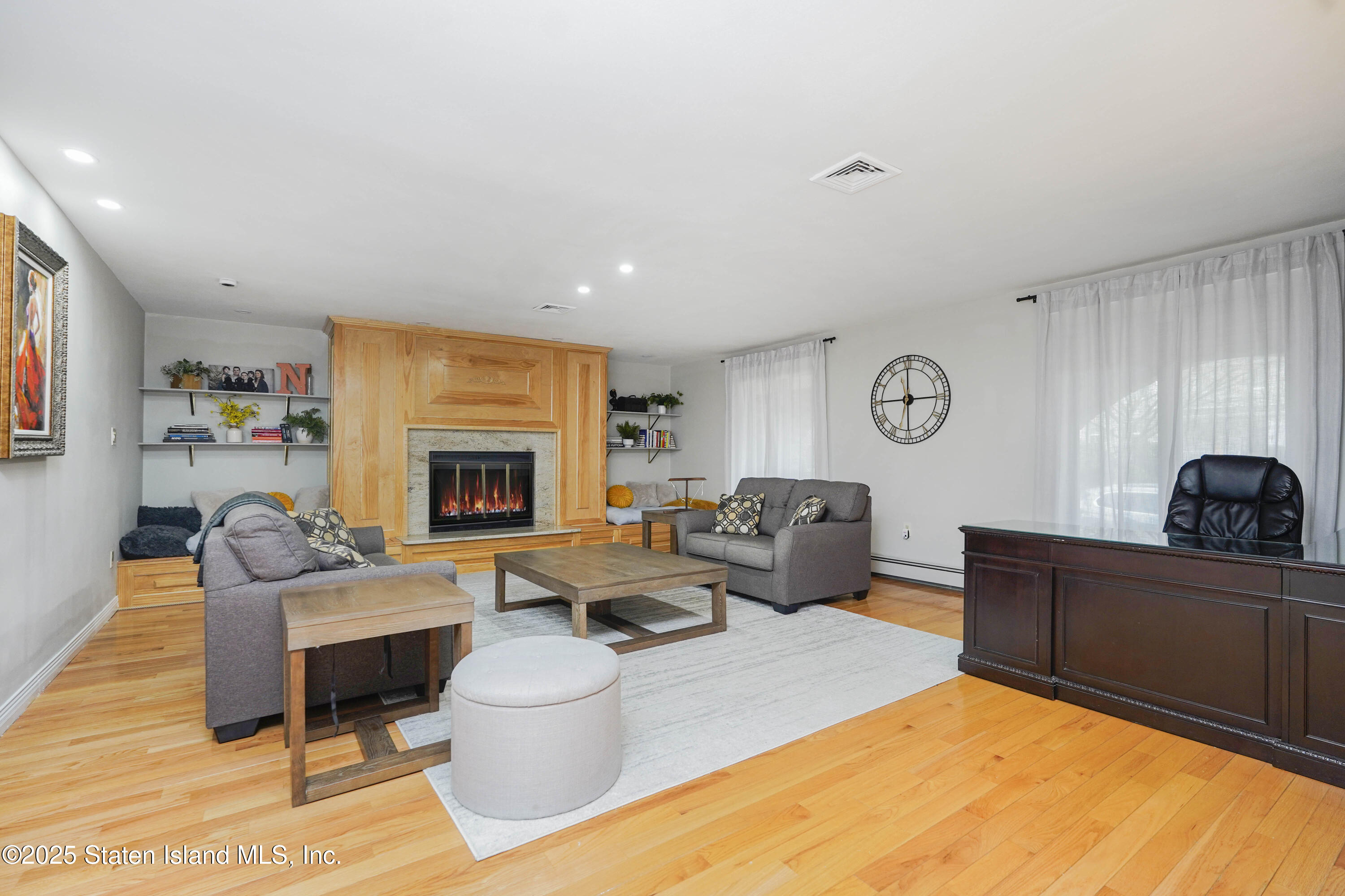 933 Edgegrove Avenue, Staten Island, New York image 7