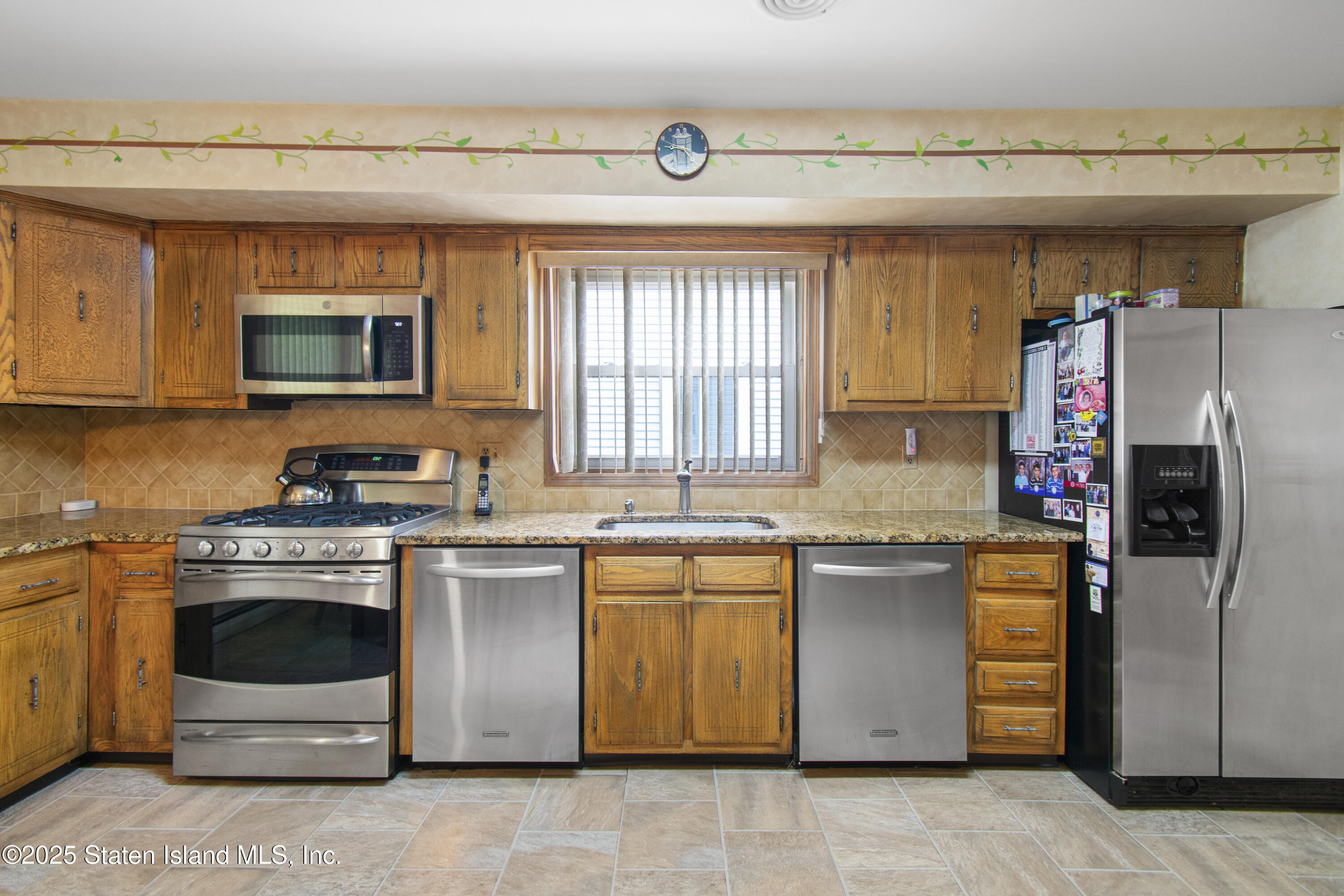 274 Crafton Avenue, Staten Island, New York image 14
