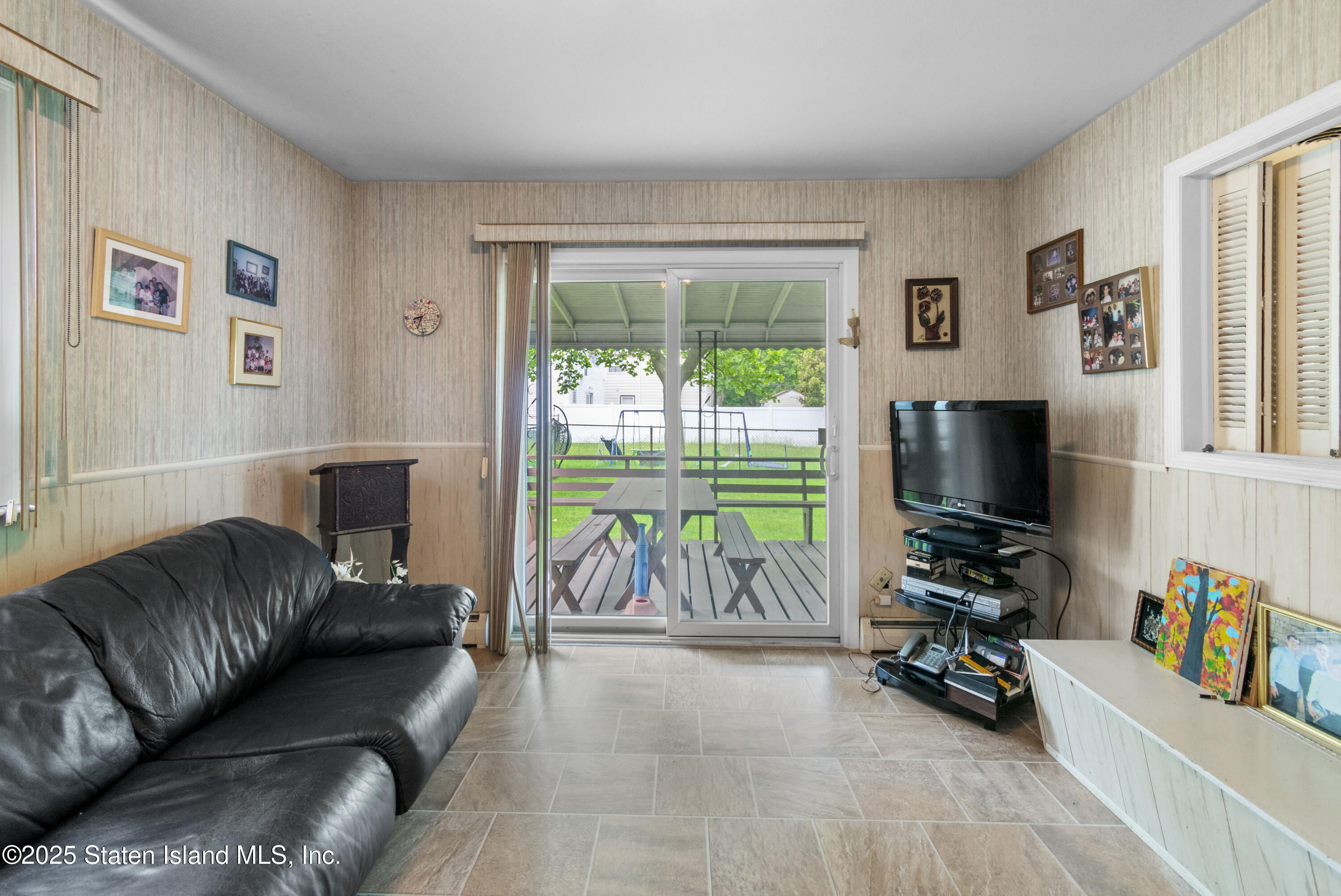 274 Crafton Avenue, Staten Island, New York image 18