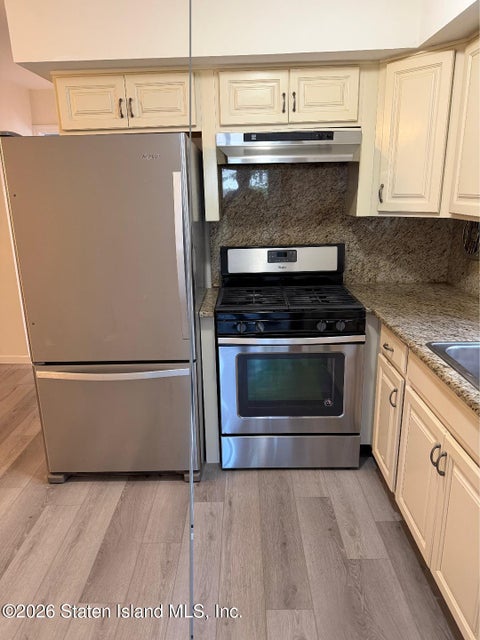 Apartment For Rent - 115 Twombly Avenue<br/> Richmond County, Staten Island, NY 10306
