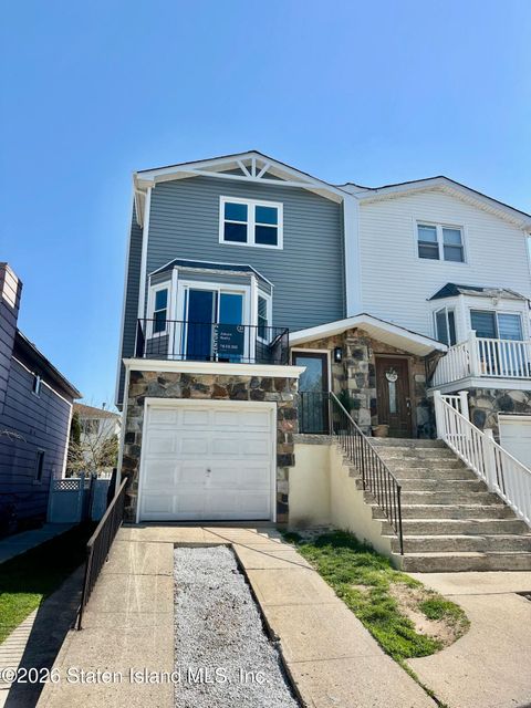 Photo of 75 Villa Nova Street, Staten Island, NY 10314 (MLS # 2601963)
