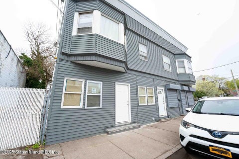 Apartment For Rent - 5448 Arthur Kill Road #2ND FLOOR<br/> Richmond County, Staten Island, NY 10307