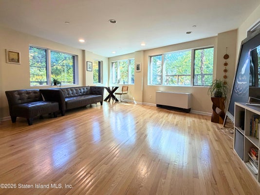 702 OCEAN PKWY APT 2A, BROOKLYN, NY 11230 - Image c09cfa3bbae70cf33943f38ff6aa853d/3306224896