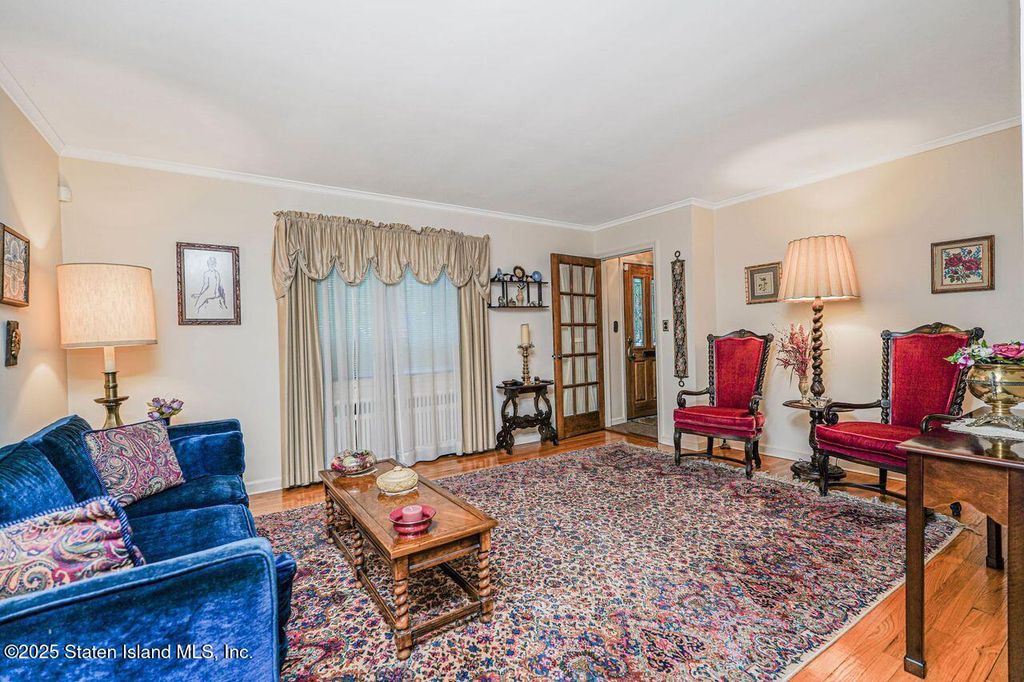 Photo of 36 Shaw Place, Staten Island, NY 10302 (MLS # 2504788)