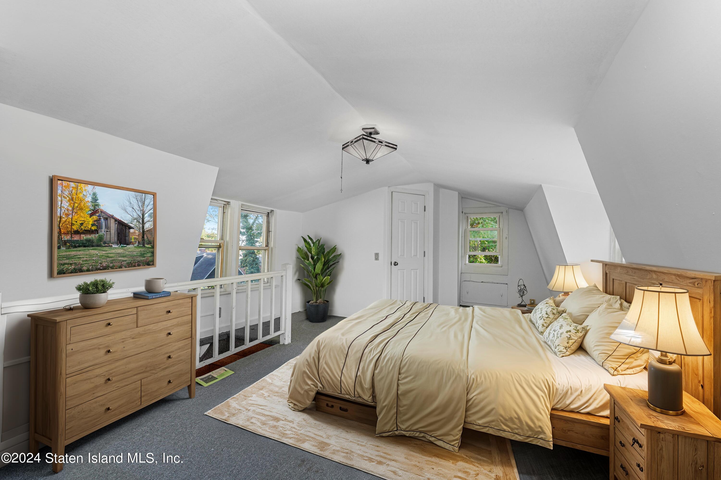 Staten Island, New York 10308, United States, 2 Bedrooms Bedrooms, ,2 BathroomsBathrooms,Residential,Pending,39291