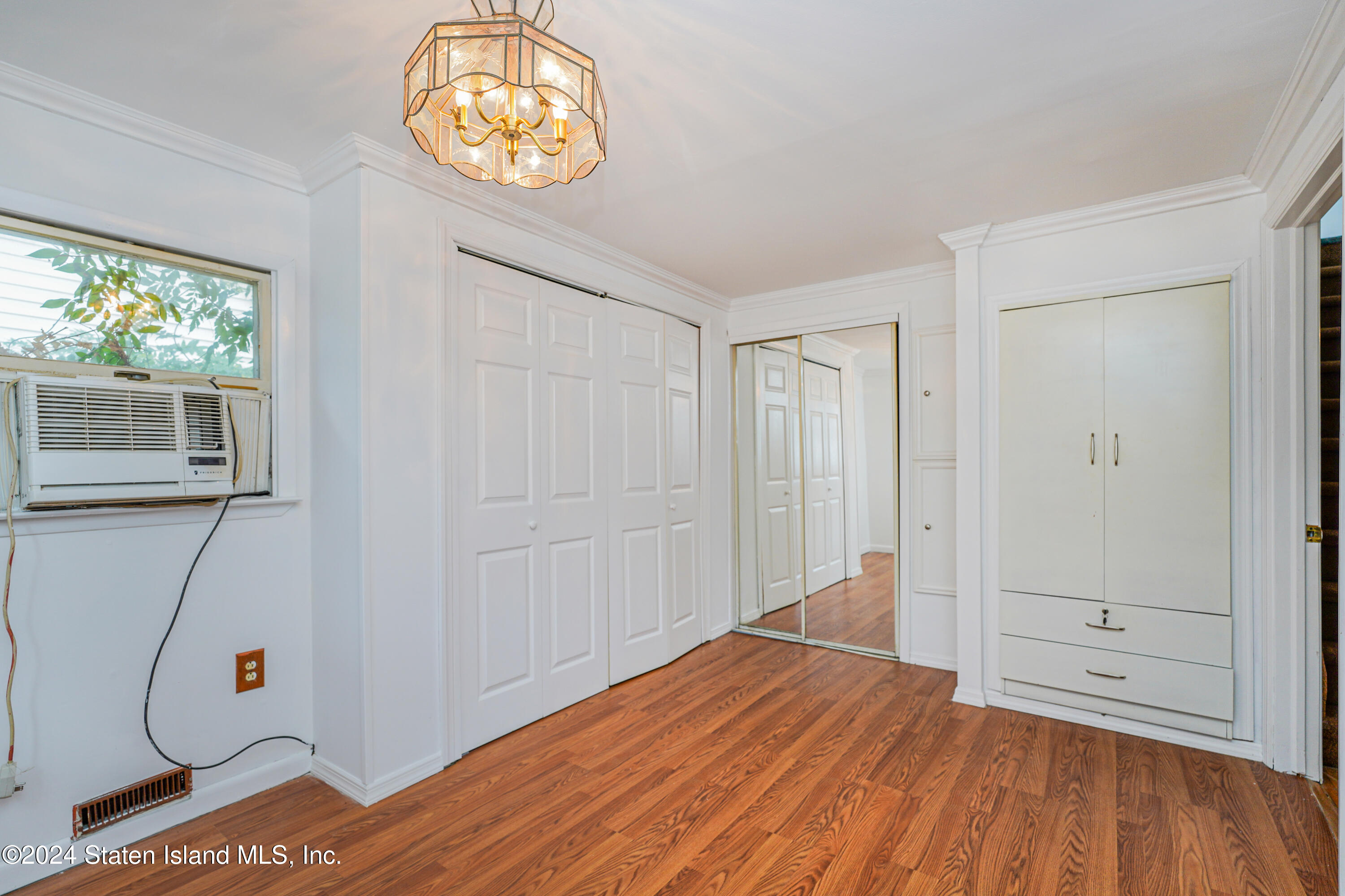 Staten Island, New York 10308, United States, 2 Bedrooms Bedrooms, ,2 BathroomsBathrooms,Residential,Pending,39291