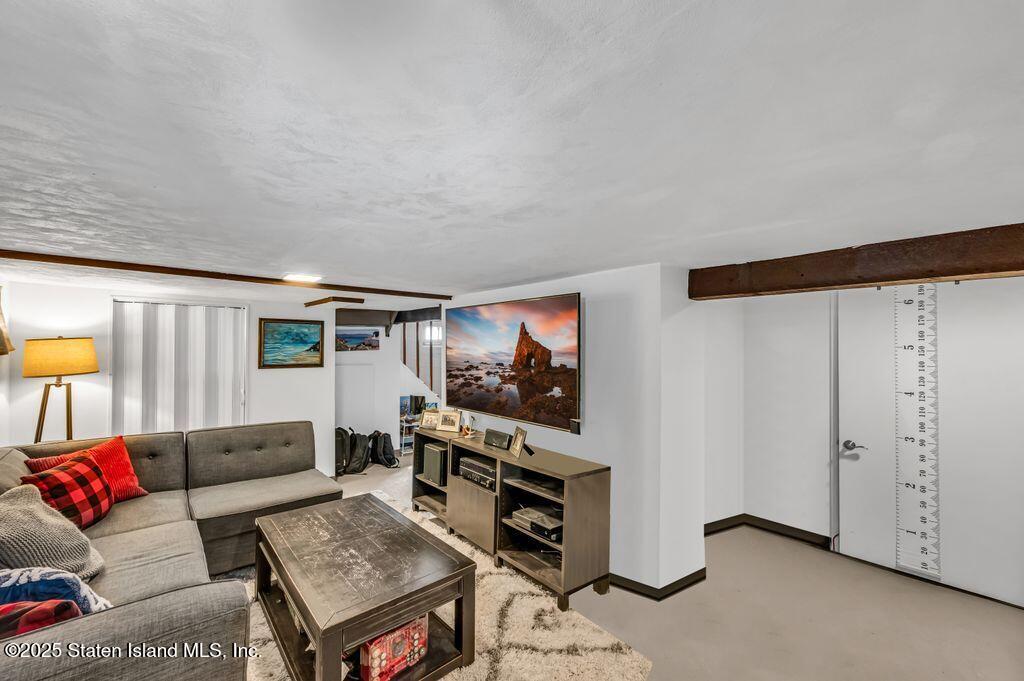 195 Fairview Avenue, Staten Island, New York image 31