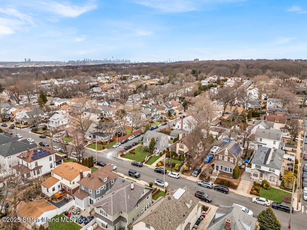 195 Fairview Avenue, Staten Island, New York image 8