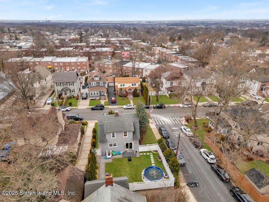 195 Fairview Avenue, Staten Island, New York image 9