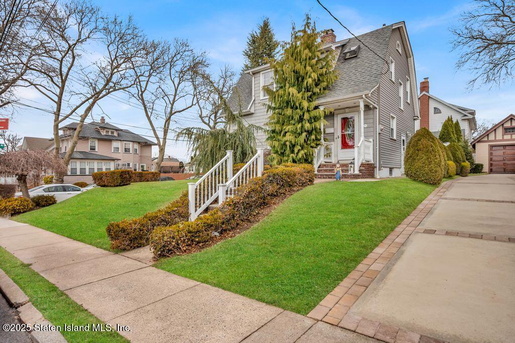 195 Fairview Avenue, Staten Island, New York image 13