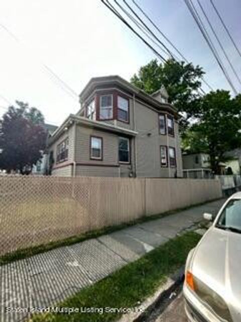 Photo of 93 Harrison Avenue, Staten Island, NY 10302 (MLS # 1162850)