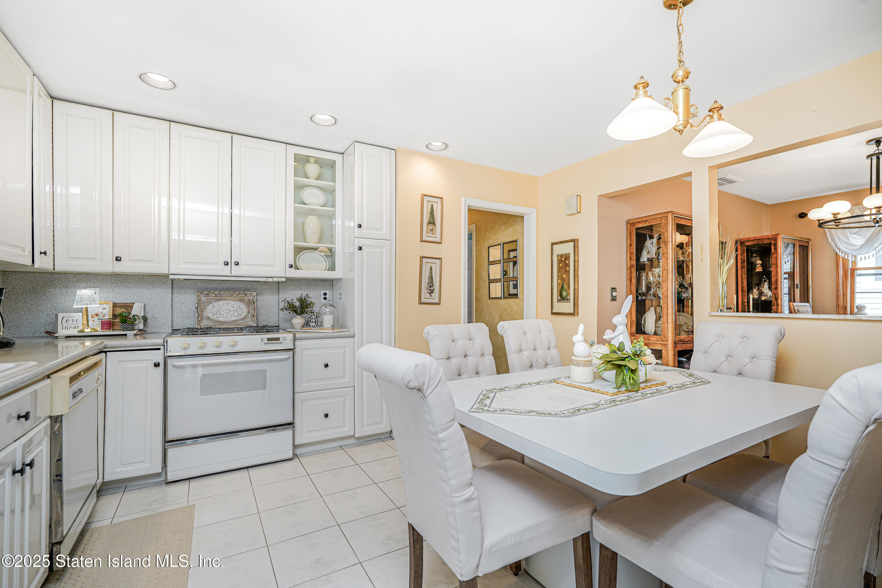 576 Sheldon Avenue, Staten Island, New York image 16