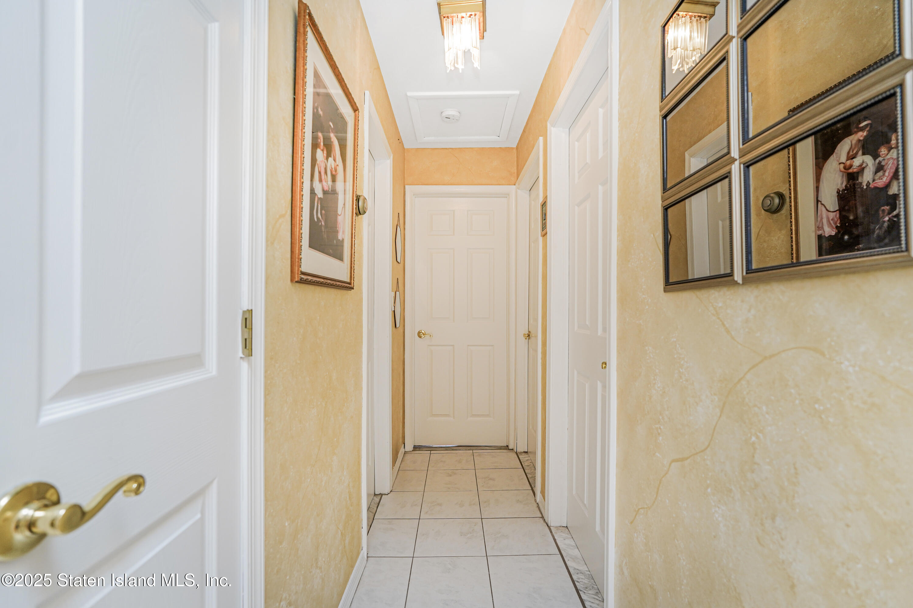 576 Sheldon Avenue, Staten Island, New York image 25