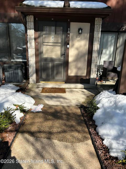 Photo of 1752 Forest Hill Road, Staten Island, NY 10314 (MLS # 2601698)