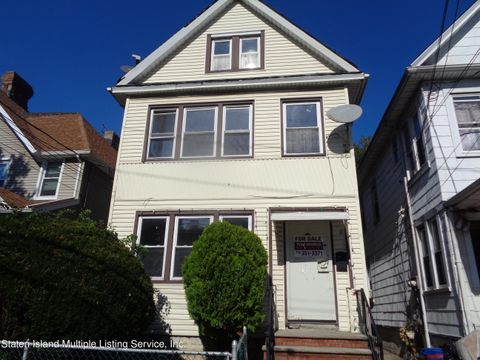 Photo of 979 Post Avenue, Staten Island, NY 10302 (MLS # 1164745)
