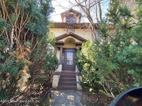 Photo of 30 Decker Avenue, Staten Island, NY 10302 (MLS # 2502006)