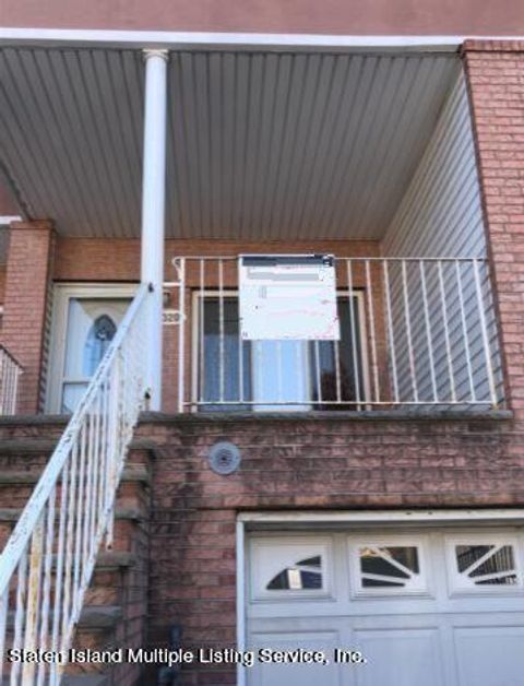Photo of 320 Liberty Avenue, Staten Island, NY 10305 (MLS # 1159193)