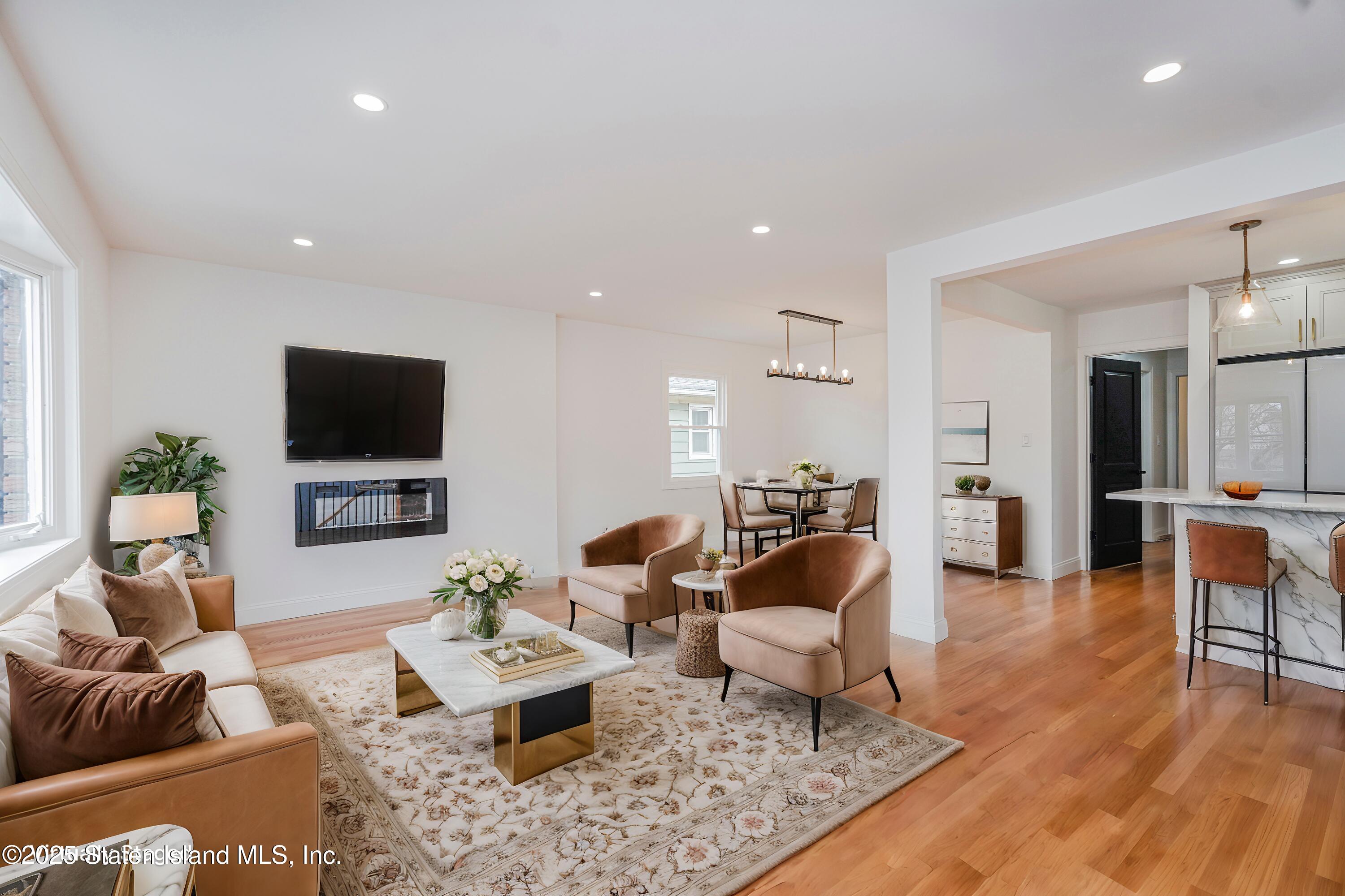 162 Sand Lane, Staten Island, New York image 9