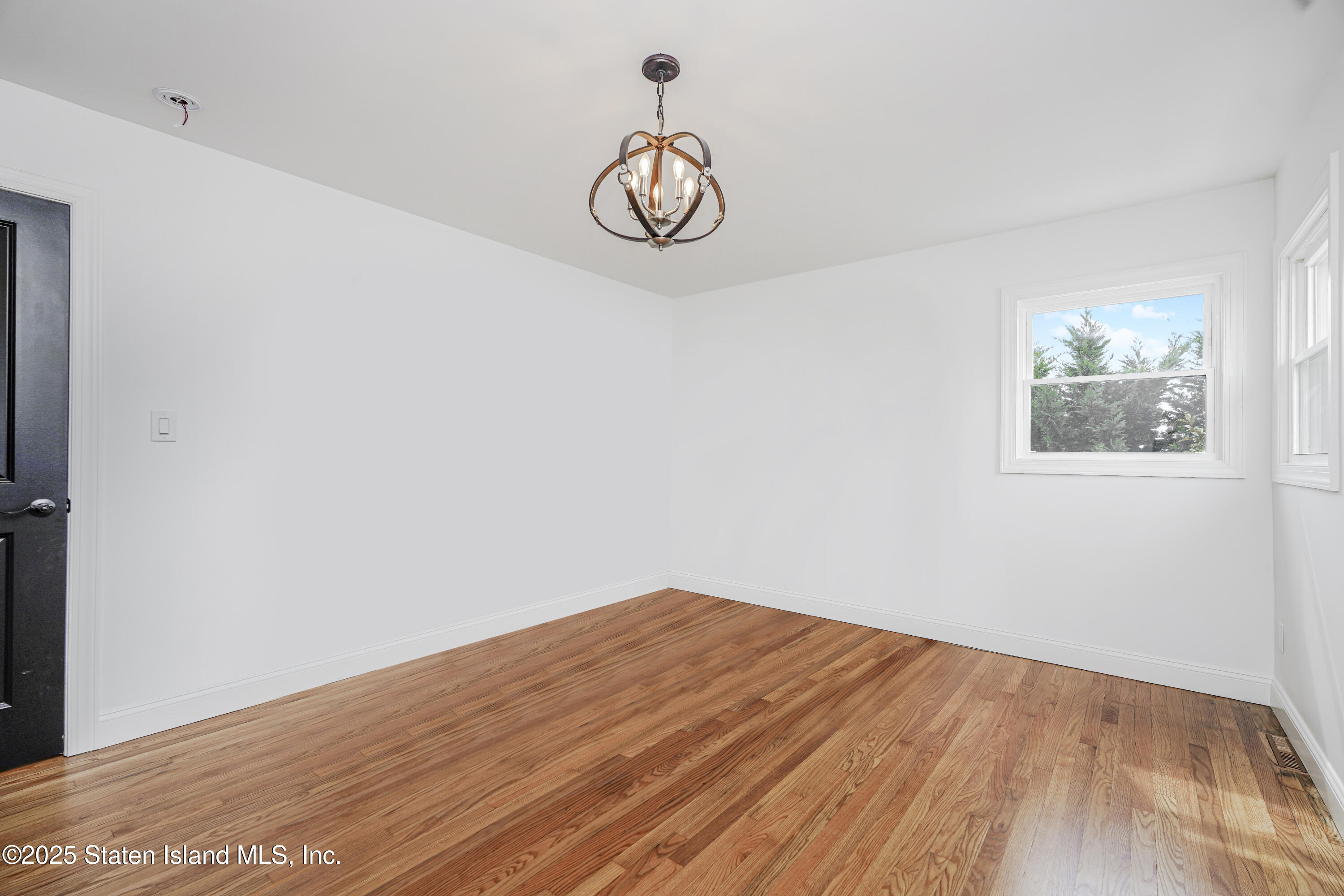 162 Sand Lane, Staten Island, New York image 27
